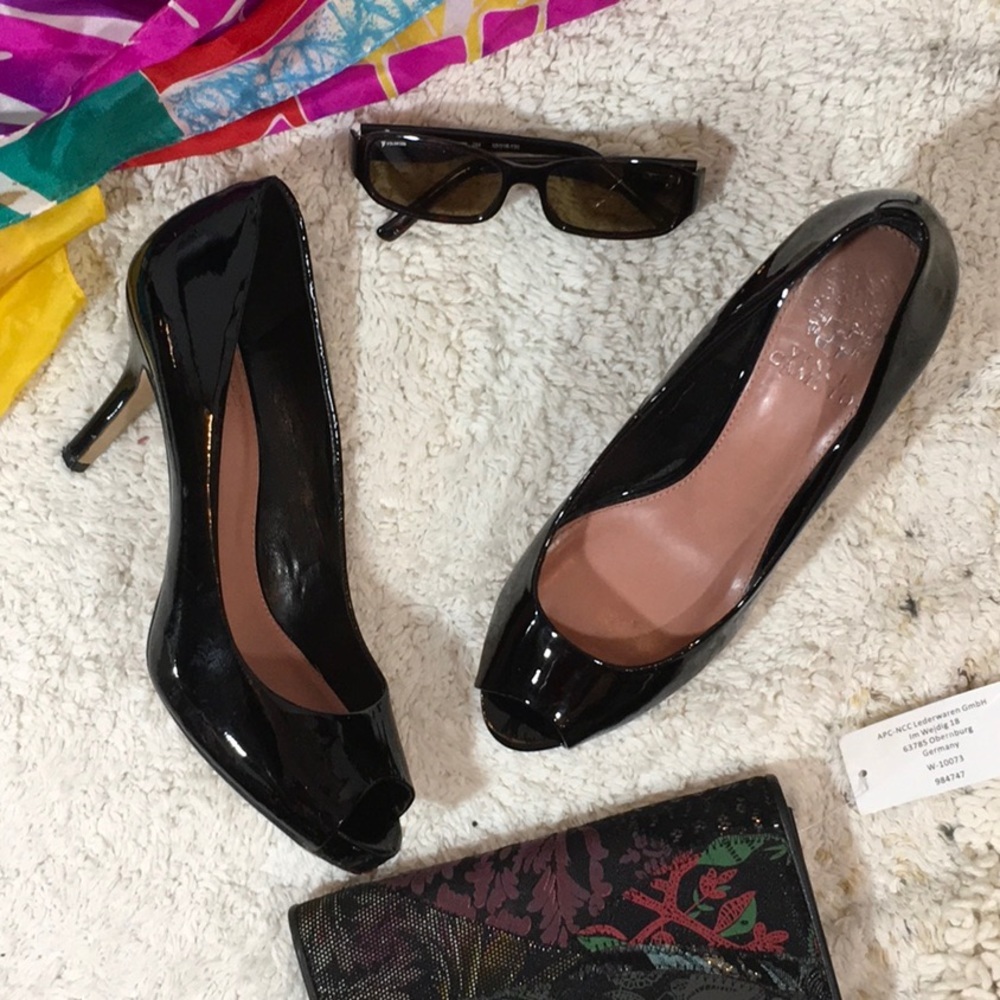 Vince Camuto peep toe platform heels